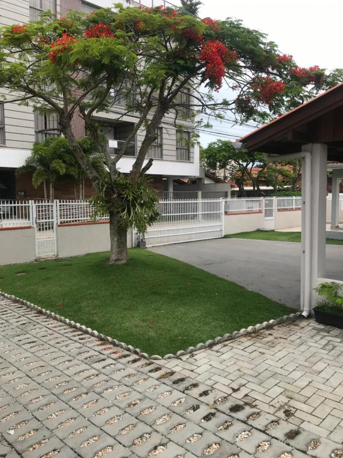 Residencial Cecilia Cruz Villa Bombinhas Buitenkant foto